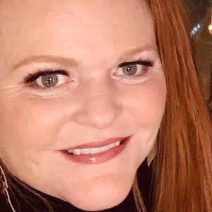 Meet your Posher, Angie